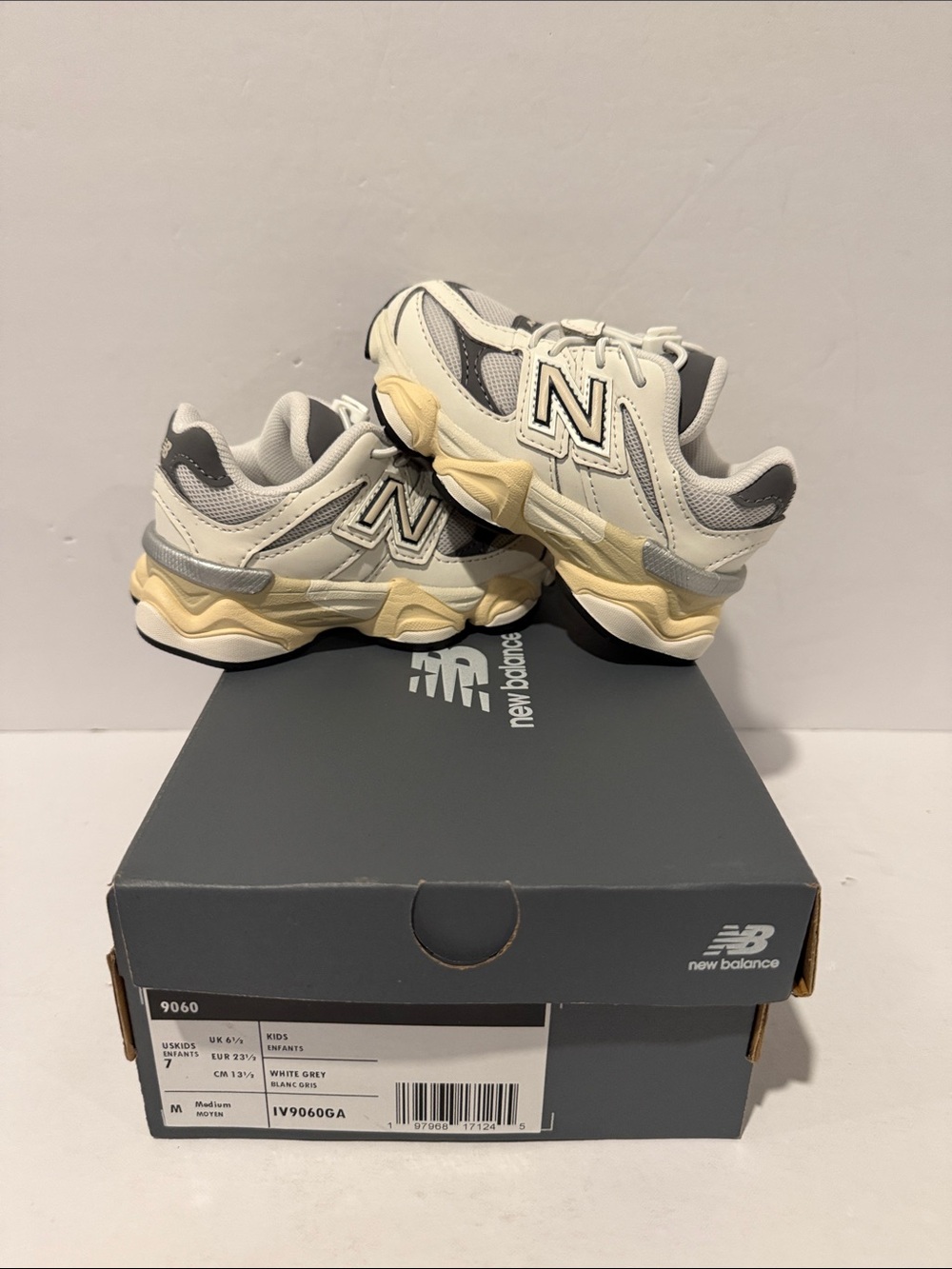 NB9060 ‘Grey Day’ (TD) Sz: 7c (IV9060GA)